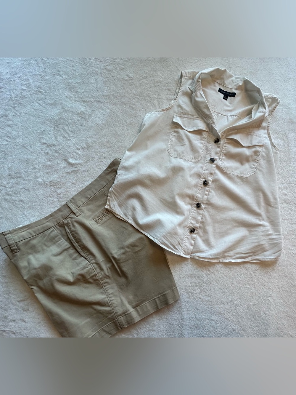 Preppy Chic Banana Republic White Sleeveless Top
